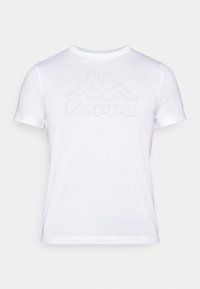 Camiseta de algodón blanca con mangas cortas y cuello redondo. Presenta un logo de Kappa en tono suave en la parte frontal. Textura suave.