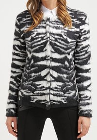 Saint Tropez Neuletakki - black