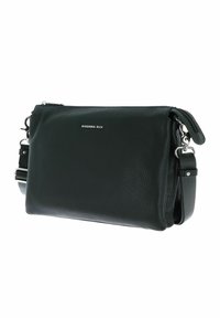 Sac en cuir noirtexturé avec quincaillerie en argent, bandoulière réglable et logo "Mandarina Duck" au centre avant.