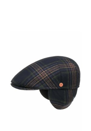 Flat Cap mit dunkelblauem, grünem und braunem Karomuster, mit herunterklappbaren Ohrenklappen und einem kleinen runden roten Markenlogo an der Seite.