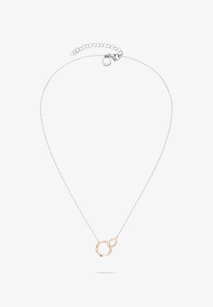 Zilveren ketting met een ontwerp van twee in elkaar verstrengelde ringen; één is roségoud. Delicaat ontwerp met een gladde afwerking en een verstelbare lengte.