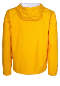 Żółta lekka kurtka z kapturem, o gładkiej fakturze, z elastycznymi mankietami i zaokrąglonym dołem z tyłu.