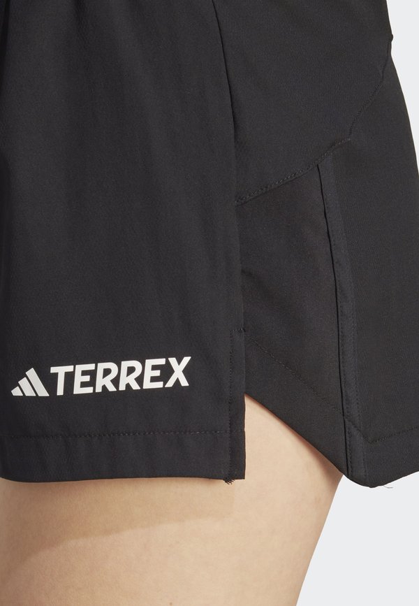 TERREX MULTI TRAIL - Sports shorts3