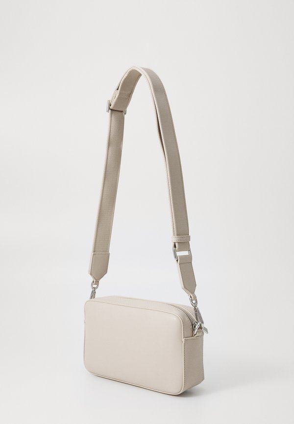 DBL STRPS - Handbag - chateau4