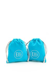 Tofte grønne stofpose med snøre har et sølvfarvet logo "Elli" og er lavet af blødt materiale med en glat tekstur.
