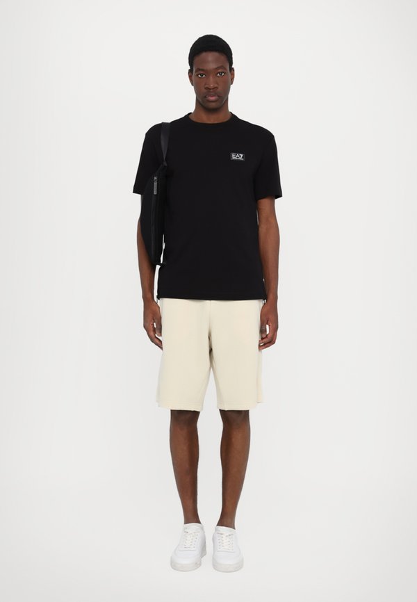 BERMUDA - Shorts - almond milk4