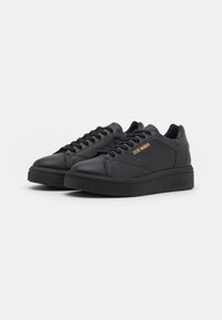 Steve Madden FYNNER - Sneakers low - black