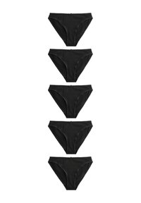 Set od pet pari crnog bikini donjeg rublja. Izrađeno od glatkog materijala s niskim strukom i umjerenim pokrivanjem, s jednostavnim šavovima.