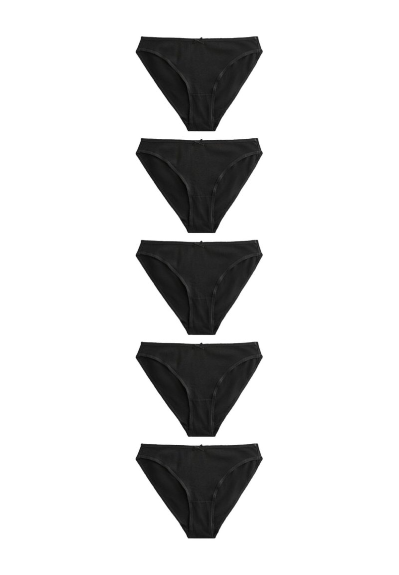 Set od pet pari crnog bikini donjeg rublja. Izrađeno od glatkog materijala s niskim strukom i umjerenim pokrivanjem, s jednostavnim šavovima.