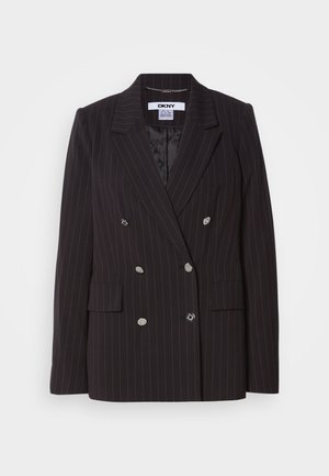 Blazer doppiopetto a righe nere con dettagli in argento, revers a pressione, due tasche frontali e un rivestimento interno liscio.