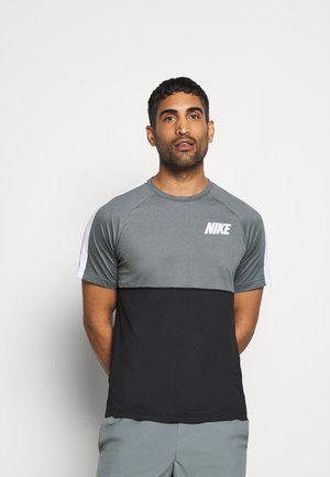 DRY - Triko s potiskem - black/smoke grey/white
