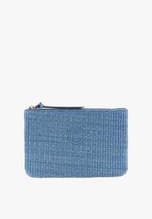 Clutch rettangolare intrecciata blu con cerniera superiore e logo doppio uccello in rilievo al centro.