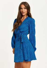 Liquorish HEART PRINT WRAP WITH LONG SLEEVES  - Day dress - blue
