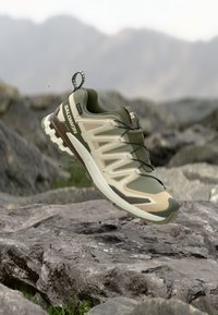 Neizbrano, deep lichen green/safari/dark earth