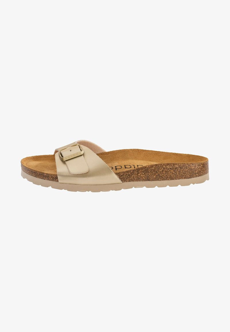 Beige slipper sandaal gemaakt van zacht materiaal met een enkele verstelbare gesp. Het kurken voetbed en de lichte rubberen outsole zorgen voor comfort en grip.