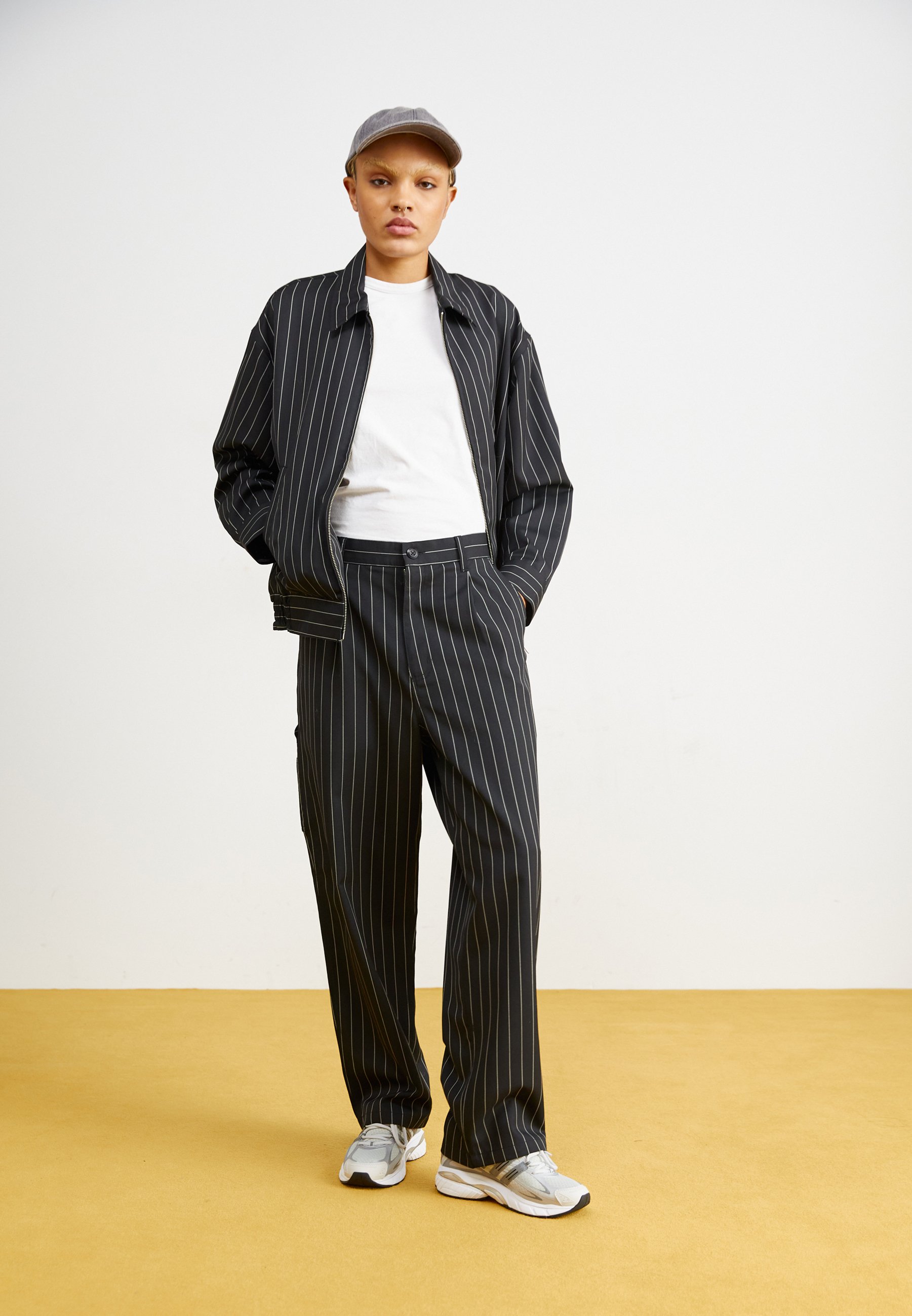 パンツ Carhartt Seaton Pant Carhartt WIP SEATON - Spodnie materiałowe/czarny - Zalando.pl