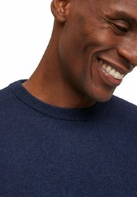 FALKE Basic Lambswool Crew - Trui - space blue