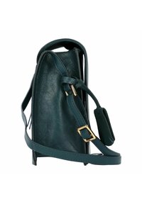 Borsa a tracolla in pelle color turchese con una forma affusolata, dettagli in metallo dorato e tracolla regolabile. Presenta una tasca laterale per maggiore praticità.