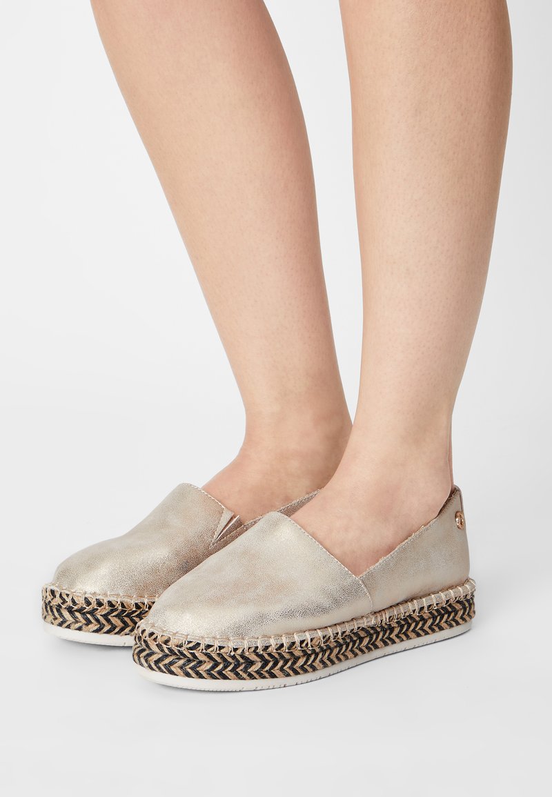 s.Oliver Espadrilles - gold