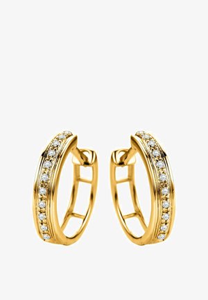 Boucles d'oreilles en or en forme d'anneau, présentant un design lisse et courbé agrémenté d'une rangée de pierres transparentes scintillantes le long du bord avant.