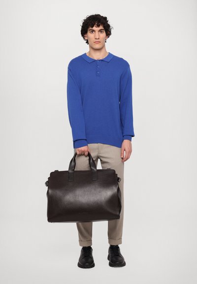 Emporio Armani DUFFLE UNISEX - Resväska - testa moro