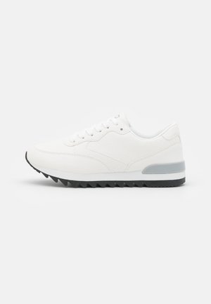 Baskets basses - white
