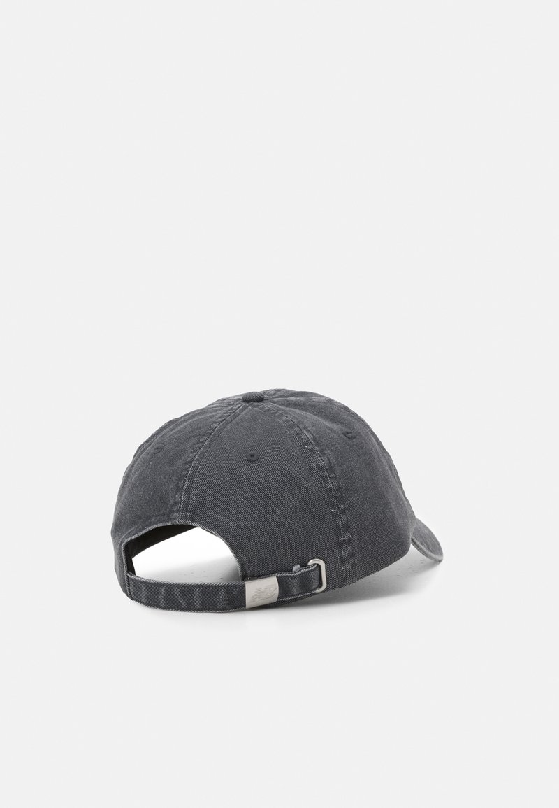 caps new balance