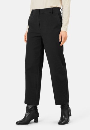 Masai MAPETIA - Pantalones chinos - black