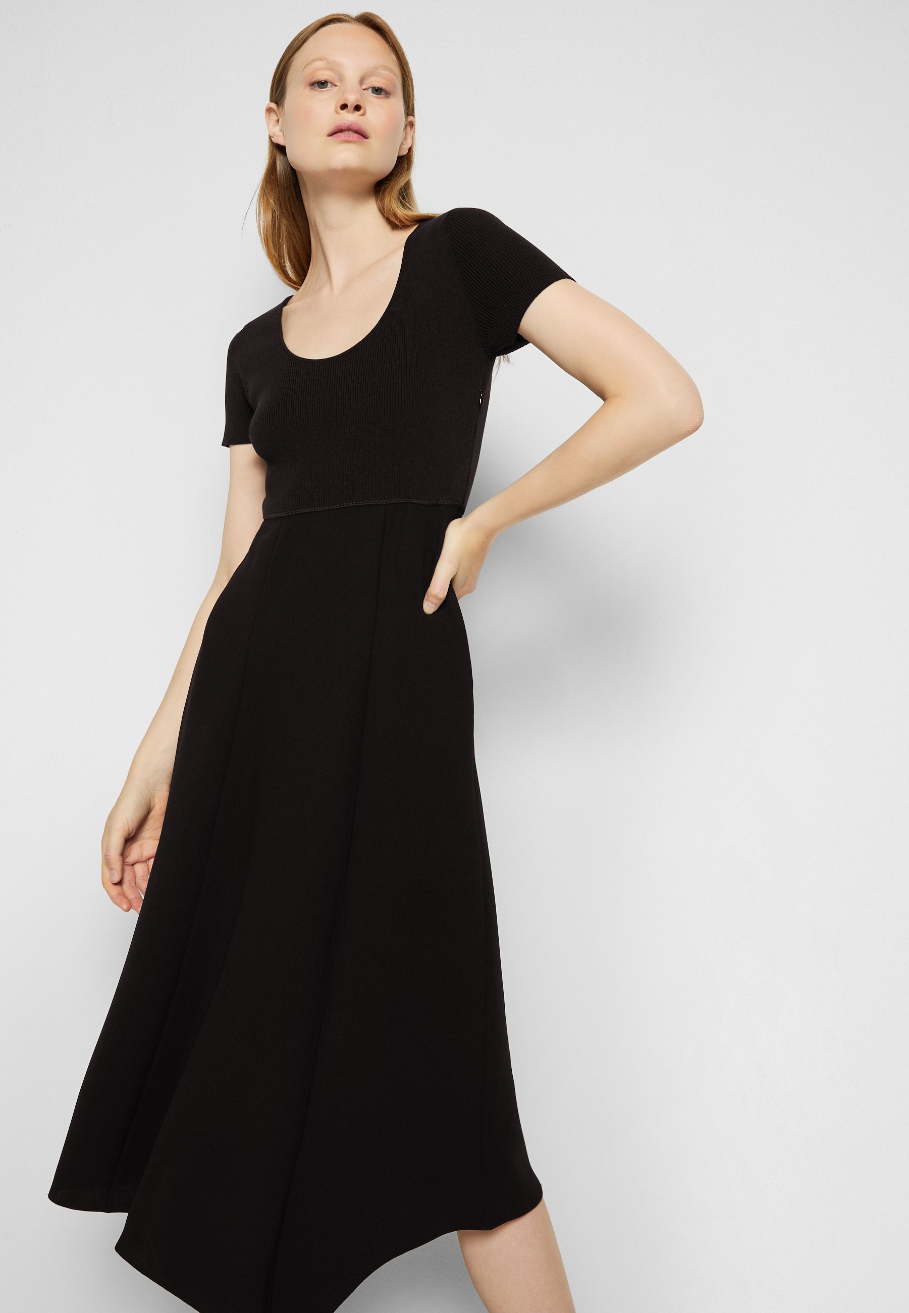 Damen DRESS - Freizeitkleid Damen DRESS - Freizeitkleid