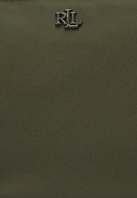 Lauren Ralph Lauren MEDIUM NYLON TOP HANDLE POUCH - Torbica - dark olive