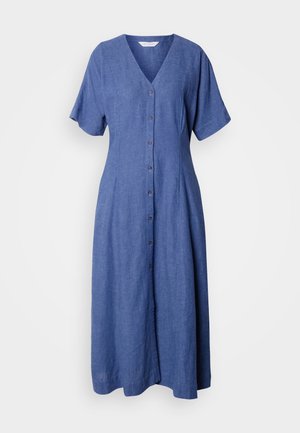 Robe midi bleue avec manches courtes, encolure en V et fermeture à boutons sur le devant, présentée sur un fond blanc uni.