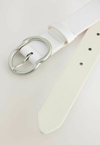 Non sélectionné, white