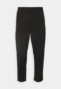 Černé bavlněné kalhoty se rovnýma nohama, s knoflíkovým zapínáním, poutky na pás a bočními kapsami. Hladká textura a bez viditelných vzorů.