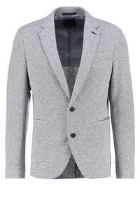 Blazer de hombre gris claro con dos botones negros, solapas con muesca, bolsillos frontales y un forro interior texturizado en gris oscuro.