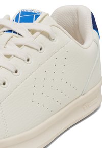 Thumbnail Image 7