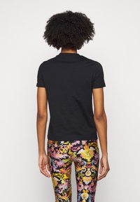 Versace Jeans Couture Camiseta estampada - black