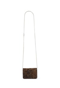 Leopardmønstret ruskinds crossbody taske med en kort sølvkædetræ. Har en rektangulær form og en struktureret overflade.