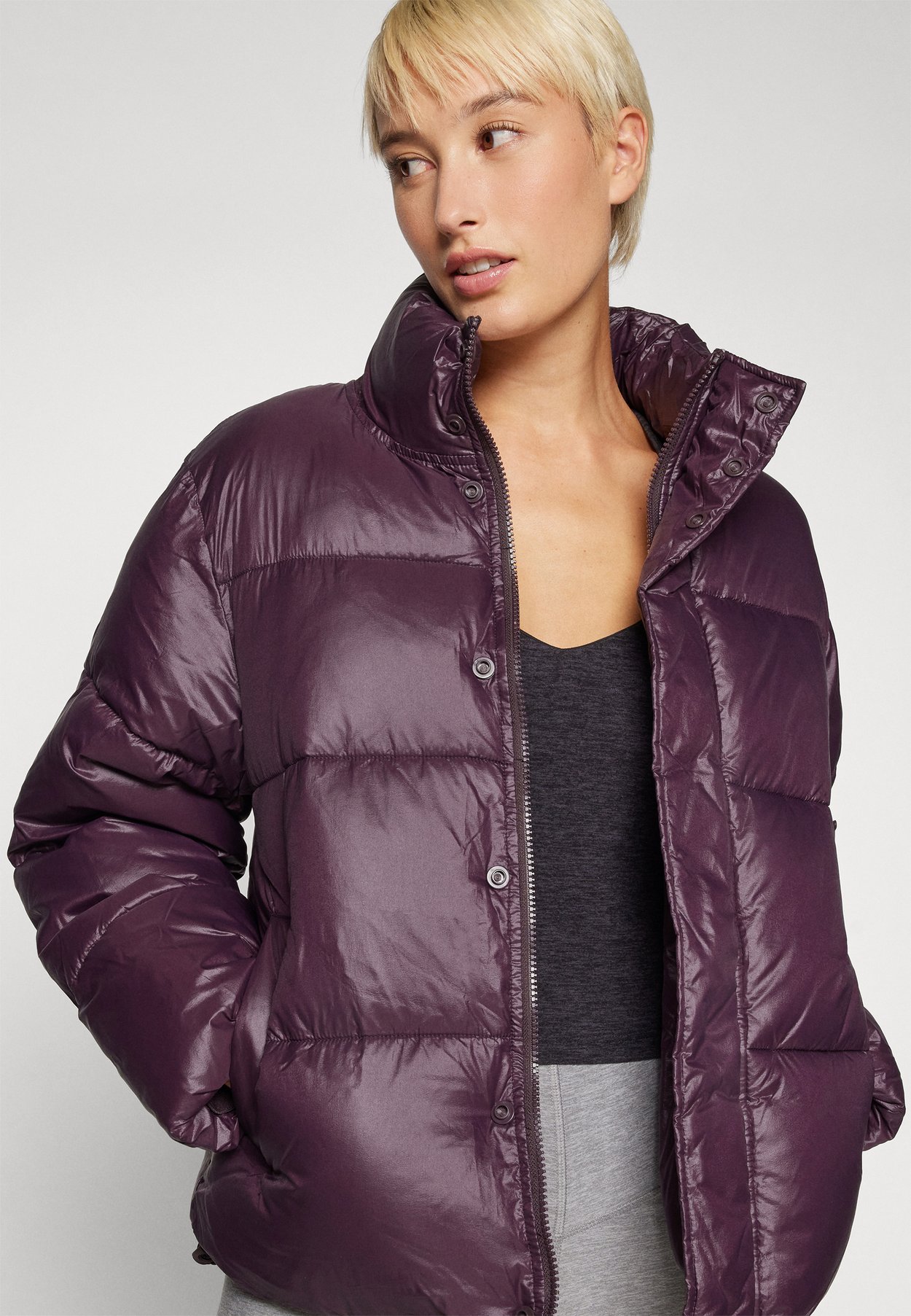 ESSENTIAL PUFFER