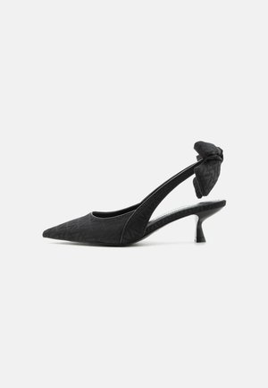 Valentino Classic heels - black