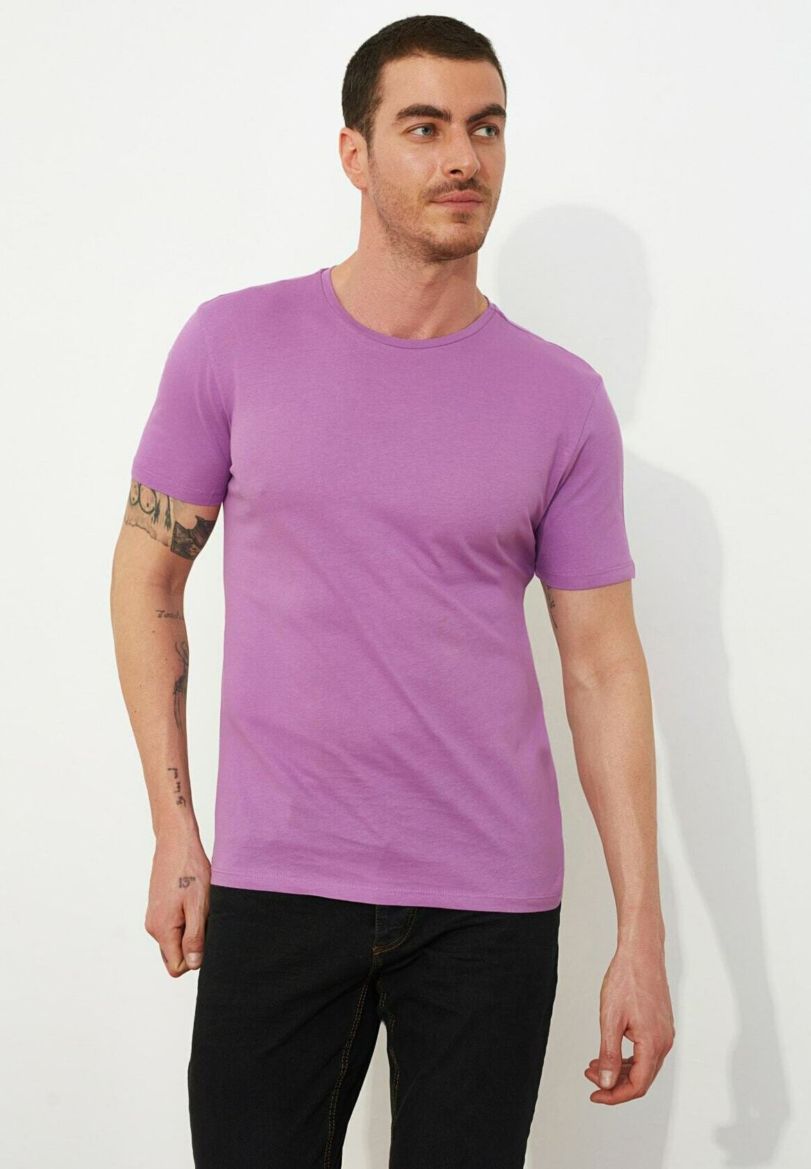 Trendyol Basic T-shirt - mottled purple 