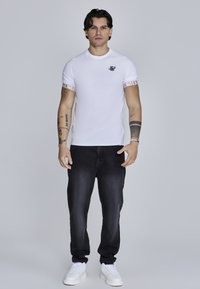 SIKSILK Triko s potiskem - white