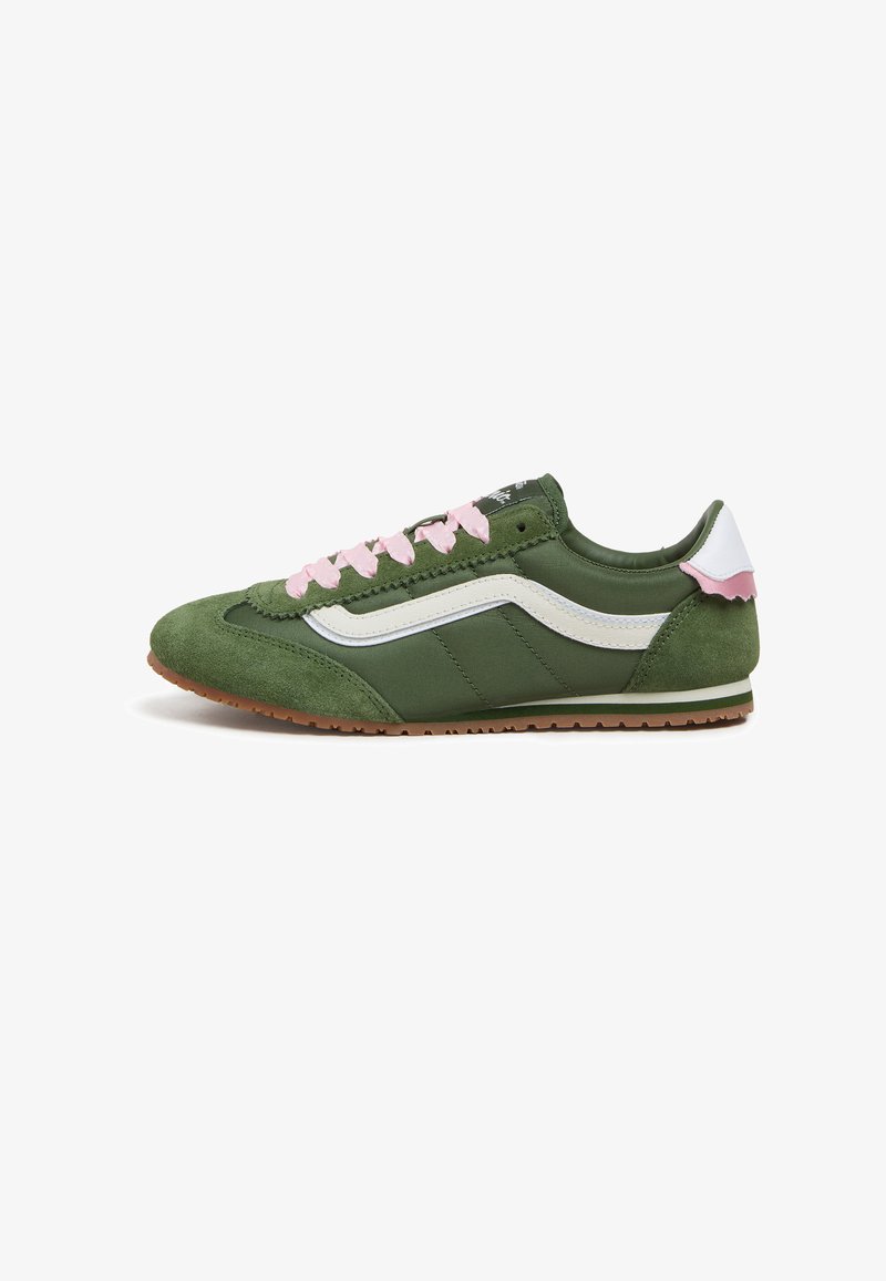 Vans SUPER LOWPRO Zapatillas evergreen/verde abeto