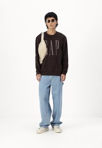 GAP Sweatshirt - terra brown