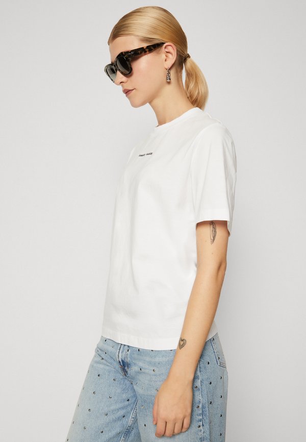SADALILA - Basic T-shirt3