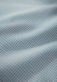 Unselected, blue houndstooth