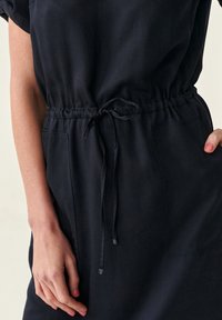 TATUUM KEMO - Denné šaty - navy