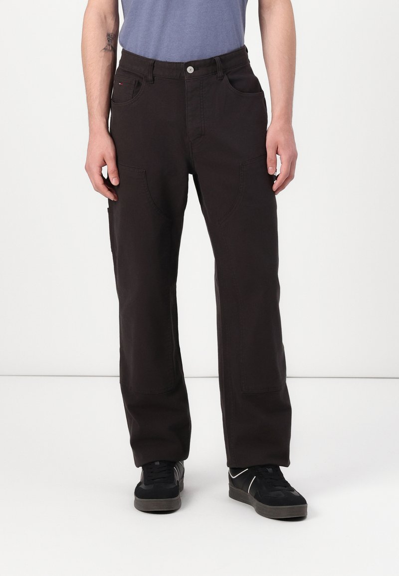 Tommy Jeans JAIMIE CARPENTER DOUBLE KNEE - Blugi carpenter - black