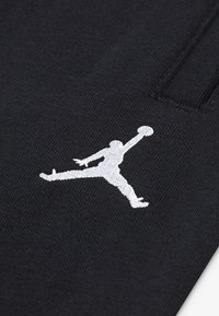 Jordan PANT - Träningsbyxor - black