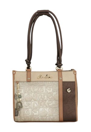 Borsa a mano rettangolare beige e marrone con manici lunghi marrone scuro, quilting decorativo e logo e charm Anekke in tonalità oro.