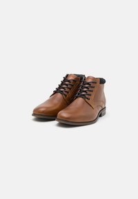 Pier One LEATHER - Stivaletti stringati - brown